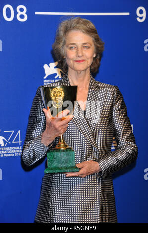 74e festival du film de Venise 2017 photocall photo gagnants charlote rampling Banque D'Images