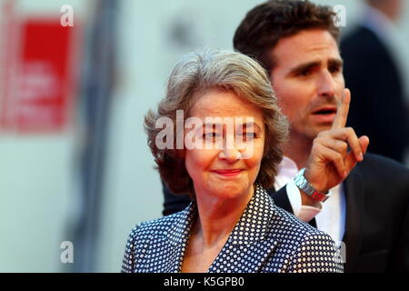 Venise, Italie. 9 septembre 2017. L'actrice Charlotte Rampling assiste à la cérémonie de remise des prix lors du 74e Festival International du film de Venise au Lido de Venise le 9 septembre 2017. Crédit: Andrea Spinelli/Alay Live News Banque D'Images