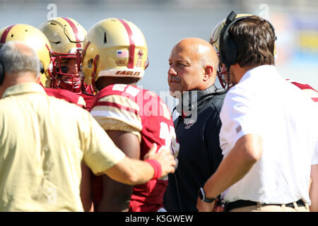 Alumni Stadium. Sep 9, 2017. MA, USA, Boston College Eagles l'entraîneur-chef Steve Addazio durant la NCAA football match entre service démon des forêts les diacres et les Boston College Eagles à Alumni Stadium. Service Forest défait Boston College 34-10. Anthony Nesmith/CSM/Alamy Live News Banque D'Images