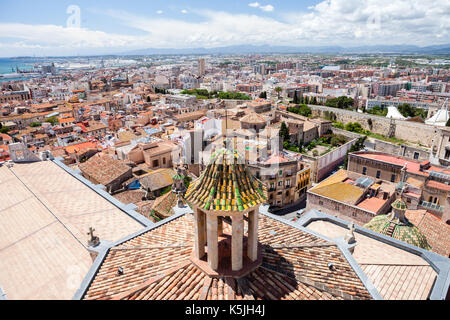 Vue sur Tarragone depuis le toit de la cathédrale Banque D'Images