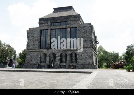 La ville de Mexico, Mexique - 2012 : l'extérieur de la Musée Anahuacalli, créé par Diego Rivera. Banque D'Images