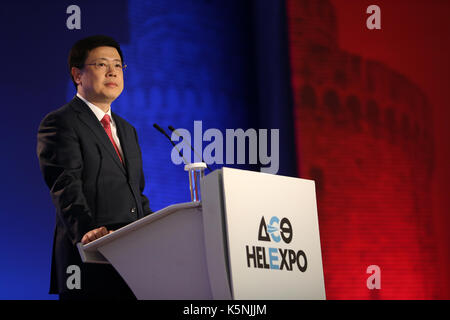 (170910) -- Thessalonique (Grèce), sept. 10, 2017 (Xinhua) -- L'ambassadeur chinois en Grèce zou xiaoli lit une lettre de félicitations du premier ministre chinois Li Keqiang lors de la cérémonie d'ouverture de la 82e foire internationale de Thessalonique en Grèce, Grèce, sept. 9, 2017. (Xinhua/marios lolos) (zjy) Banque D'Images