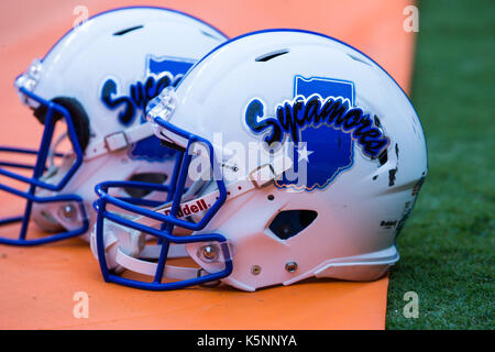 09 septembre 2017 : Indiana State platanes pendant la casques NCAA Football match entre les bénévoles de l'Université du Tennessee et de l'Indiana State platanes à Neyland Stadium à Knoxville, TN/CSM Gangloff Tim Banque D'Images