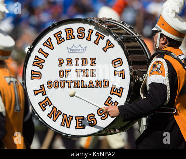 09 septembre 2017 : New York bénévoles band effectue avant la NCAA Football match entre les bénévoles de l'Université du Tennessee et de l'Indiana State platanes à Neyland Stadium à Knoxville, TN/CSM Gangloff Tim Banque D'Images