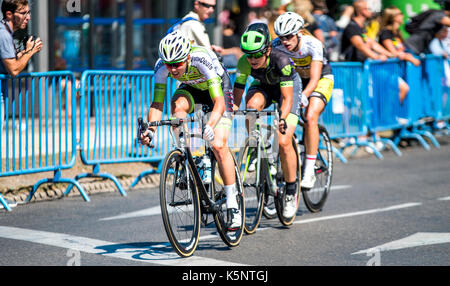 Madrid, Espagne. Sep 10, 2017. Un cycliste de l'équipe cycliste Femme Waowdeals Lares rides pendant la course cycliste femmes 'Madrid Challenge" le 10 septembre 2017 à Madrid, Espagne. Crédit : David Gato/Alamy Live News