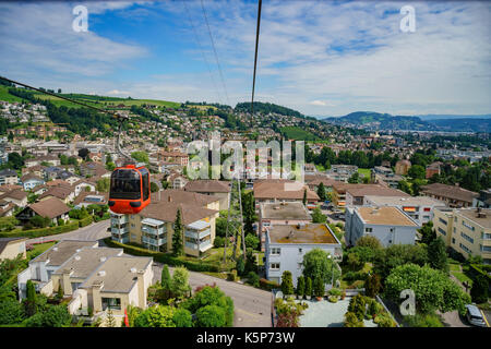 Kriens paysage urbain, vue du téléphérique sur la montagne Pilatus à luzern, Suisse Banque D'Images