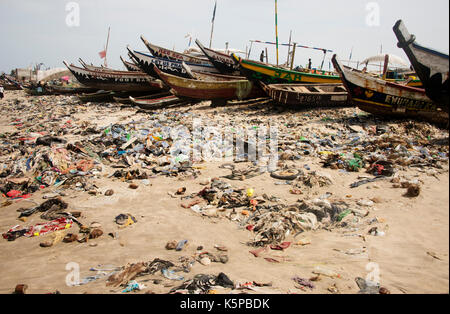 Plage à Jamestown, Accra, Ghana Banque D'Images