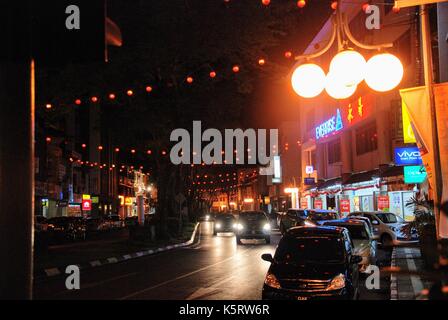 Kuching par nuit, Bornéo, Indonésie Banque D'Images