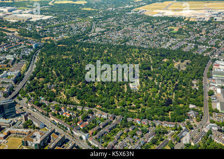 Cimetière du Nord Düsseldorf, Düsseldorf, Rhénanie-du-Nord-Westphalie, Allemagne, Europe, vue aérienne, aérien, photographie aérienne, photographie aérienne Banque D'Images