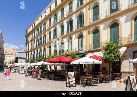Les cafés de la Plaza de la Merced, Malaga, Espagne Banque D'Images