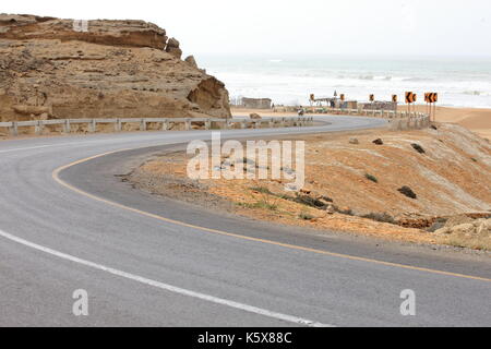 L'autoroute côtière Makran, Baluchistan, Pakistan Banque D'Images