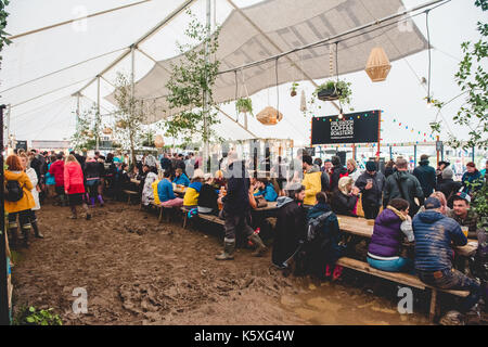 Château de Lulworth, Dorset, UK. 10 sep, 2017. Jour 4 - bestival music festival revient en 2017 à sa nouvelle maison, château de Lulworth. crédit : bailey/Alamy live news Banque D'Images