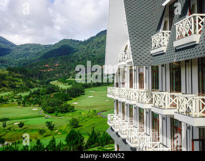 Luxury mountain resort à l'été à Dalat, Vietnam. da lat est une destination touristique populaire, situé à 1500m au-dessus du niveau de la mer sur le plateau langbian. Banque D'Images