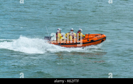 L'embarcation de pêche côtière autour de courses de la baie à Llangefni lifeboat 2017 journée événement sur anglesey Banque D'Images