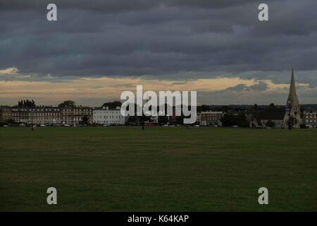 Londres, Royaume-Uni. Sep 11, 2017. Météo britannique. Pluie nuages sombres sur Blackheath, Londres du sud-est. Credit : Claire Doherty Alamy/Live News Banque D'Images