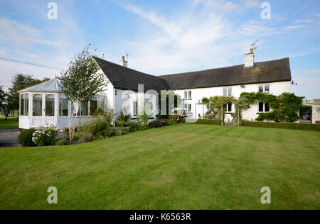 Grande ferme Derbyshire rendu blanc Banque D'Images