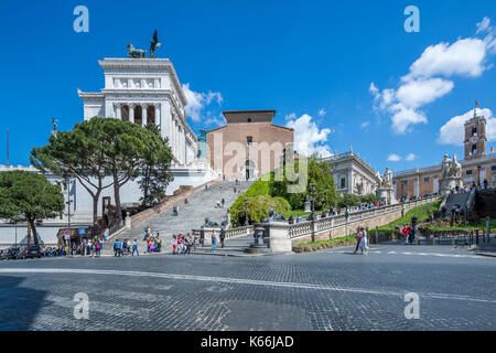 La colline du Capitole cordonata menant de la via del teatro di Marcello à la piazza del Campidoglio, Rome, Latium, Italie, Europe. Banque D'Images