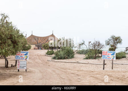 Swakopmund, Namibie - 30 juin 2017 : tiger reef restaurant et bar à Swakopmund dans le désert du Namib sur la côte atlantique de la namibie Banque D'Images