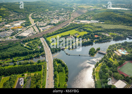 Vallée de la Ruhr, lac Hengstey: Volme - embouchure dans la région au nouveau pont de la Volme surgissent, Hagen, région de la Ruhr, Rhénanie-du-Nord-Westphalie, Allemagne, Europe, Hagen, a Banque D'Images