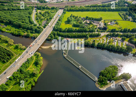 Vallée de la Ruhr, lac Hengstey: Volme - embouchure dans la région au nouveau pont de la Volme surgissent, Hagen, région de la Ruhr, Rhénanie-du-Nord-Westphalie, Allemagne, Europe, Hagen, a Banque D'Images