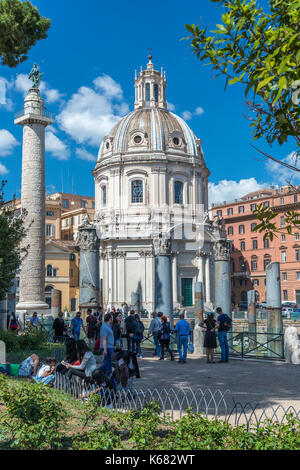 Colonne de Trajan à Piazza Venezia, Rome, Latium, Italie, Europe. Banque D'Images