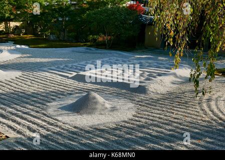 Kodai ji pierre ratissées jardin zen à Kyoto Banque D'Images