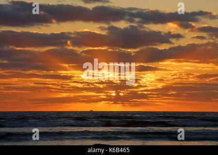 Sur la mer, plage de Clifton Karachi. Banque D'Images