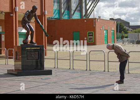 Glasgow, Ecosse, Royaume-Uni. Sept 12, 2017. paris saint-germain football club, communément connu sous le nom de Celtic Glasgow psg jouer dans la ligue des champions ce soir.la statue de jimmy johnstone celtic park ar . Crédit : Gérard ferry/Alamy live news Banque D'Images