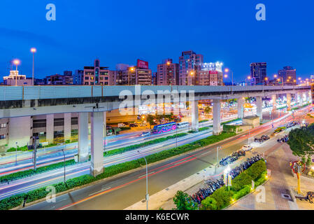 Taipei, Taiwan - le 28 juin : c'est le domaine de l'électronique guanghua market qui est un populaire où les gens vont acheter des appareils électroniques le 28 juin 2 Banque D'Images