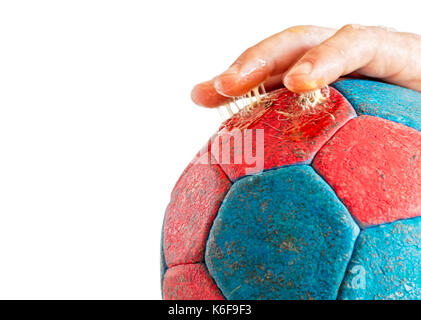 Close up d'un excès d'utilisation de résine de handball sur les doigts du joueur de handball, l'amélioration de l'adhérence, isolated on white Banque D'Images