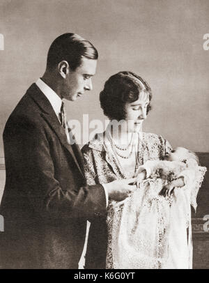 Le duc et la duchesse de York au baptême de leur fille la princesse Elizabeth en 1926. Prince Albert, duc de York, future George VI, 1895 – 1952. Roi du Royaume-Uni et des dominions du Commonwealth britannique. Duchesse de York, future reine Elizabeth, la reine mère. Elizabeth Angela Marguerite Bowes-Lyon, 1900 – 2002. Épouse du roi George VI et mère de la reine Elizabeth II Princesse Elizabeth de York, future Elizabeth II, 1926 - 2022. Du livre de Coronation du roi George VI et de la reine Elizabeth, publié en 1937. Banque D'Images