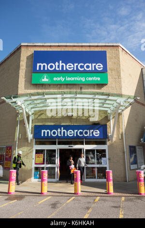 Mothercare store et Early Learning Centre à Kew Retail Park, Richmond, Surrey, TW9, Londres, Royaume-Uni. Banque D'Images