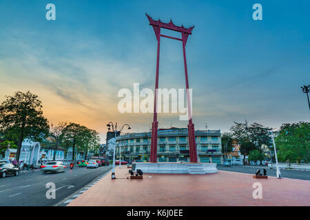 'Le géant swing' la célèbre ancienne borne à Bangkok. La grande balançoire géante en face de temple. En 2005, les deux, a été proposé comme un futur Banque D'Images