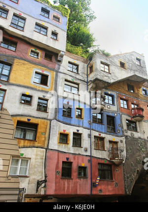 Vienne, Autriche - 12 juillet ; hundertwasserhaus une maison construite après l'idée de l'artiste autrichien Friedensreich Hundertwasser à Vienne, Autriche - 12 juillet, Banque D'Images
