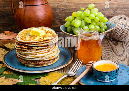 Des crêpes pour le dîner de Thanksgiving. studio photo Banque D'Images