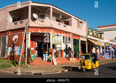 Bâtiment colonial français, Antsiranana, Diego Suarez, Madagascar Banque D'Images