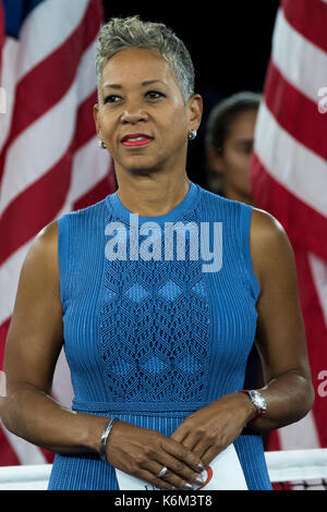 Katrina Adams est le président du conseil, président-directeur général et président de l'united states tennis association au féminin à la finale 2017 us ope Banque D'Images