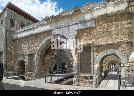 Porta Praetoria, porte et entrée de la vieille ville romaine, la vieille ville, Aoste, le Val d'Aoste, le Val d'Aoste, le Val d'Aoste, Italie Banque D'Images