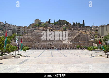 Amman, Jordanie - Juillet 21, 2015 : amphithéâtre romain à Amman, Jordanie. Le théâtre a été construit sous le règne d'Antonius Pius (138-161) Banque D'Images