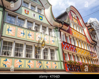 Ville Street view d'appenzell maisons traditionnelles à Appenzell, Suisse, Europe Banque D'Images