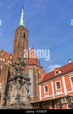 Collégiale de la Sainte Croix et Saint Barthélémy (Kolegiata Świętego Krzyża je św. Bartłomieja) sur l'île de la cathédrale de Wroclaw, Pologne Banque D'Images