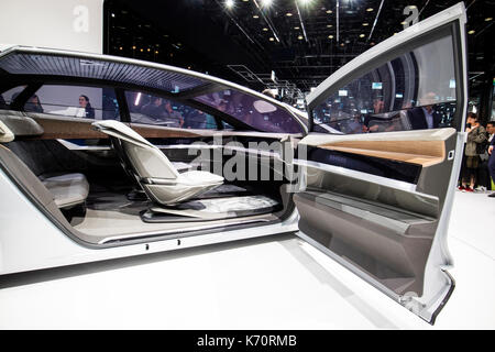 Francfort, Allemagne. 12 septembre 2017. Salon international de l'automobile 2017 (IAA, internationale Automobil-Ausstellung), Journée de la presse: Audi Aicon, voiture concept électrique autonome. Crédit: Christian Lademann Banque D'Images