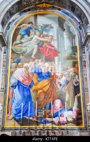 Vatican - le 13 mars 2016 : dans l'artistes de la renaissance créé peintures réalisées avec des carreaux de mosaïque tessera (cubes) dans la basilique Saint Pierre, la cité du Vatican Banque D'Images