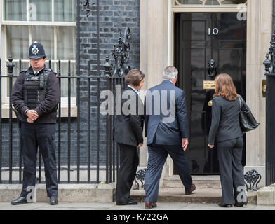 10 Downing Street, London UK. 14 Septembre, 2017. La secrétaire d'Etat, Rex Tillerson, arrive à pas de 10 pour une brève visite. Credit : Malcolm Park/Alamy Live News. Banque D'Images