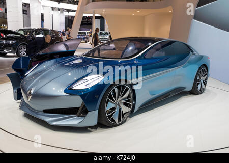 Francfort, Allemagne. 13 Sep, 2017. Borgward Isabella Sports Car Concept au Salon de l'automobile IAA de Francfort 2017. Credit : JLBvdWOLF/Alamy Live News Banque D'Images