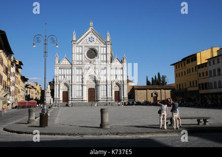 La basilique de Santa Croce (basilique de la sainte croix) de florence, toscane, italie. florence, destination touristique populaire de l'Europe. Banque D'Images