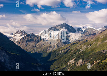 La sauge, Suisse - Pigne d'Arolla mountain (3,796m 12,454ft) dans les Alpes Pennines, canton du Valais, Alpes suisses. Banque D'Images
