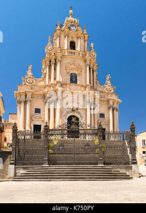 Dome San Giorgio, Cathédrale Saint-Georges, Ragusa Ibla, Ragusa, Ragusa, Patrimoine mondial de l'UNESCO, Val di Noto, province de Ragusa Banque D'Images