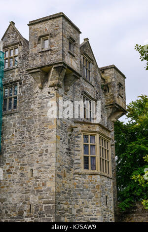 L'extérieur du Château de Donegal restauré du xve siècle dans la ville de Donegal, comté de Donegal, en République d'Irlande Banque D'Images