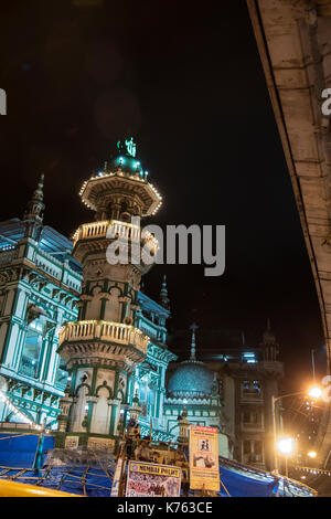 L'image d'Miinara Masjid dans Pydhonie en mois de Ramzan ; Bombay Mumbai, Inde Banque D'Images